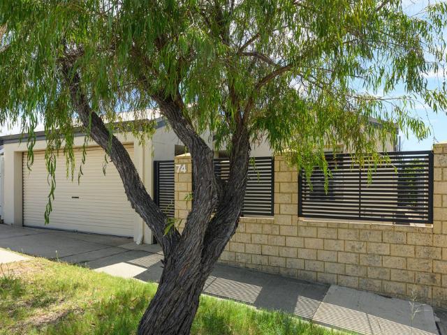 Three Bedroom Home with Spacious Courtyard in Victoria Park