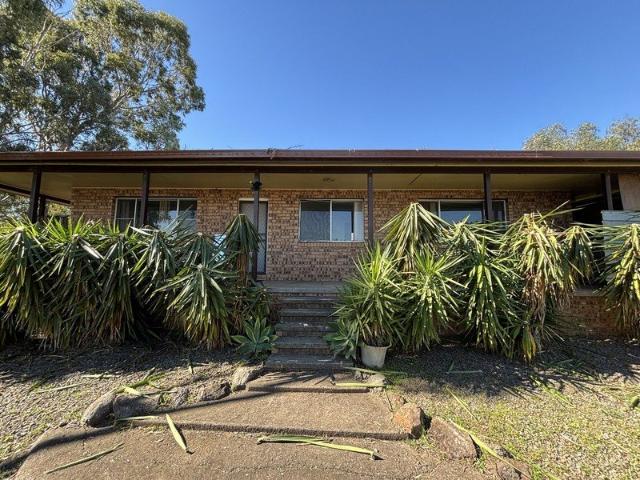 Three Bedroom House in Aberdeen