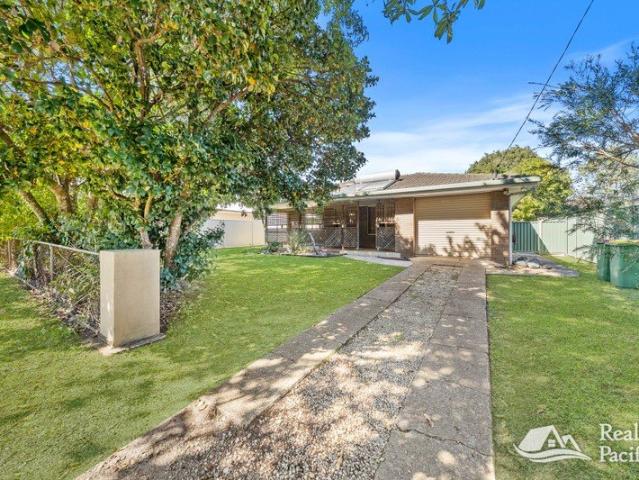 Three Bedroom House, In Great Location Perfect Entry Level Home or Investment