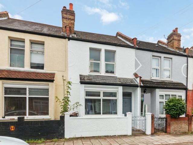Three Bedroom House SW17