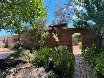 THREE BEDROOM HOUSE WITH A BUNGALOW