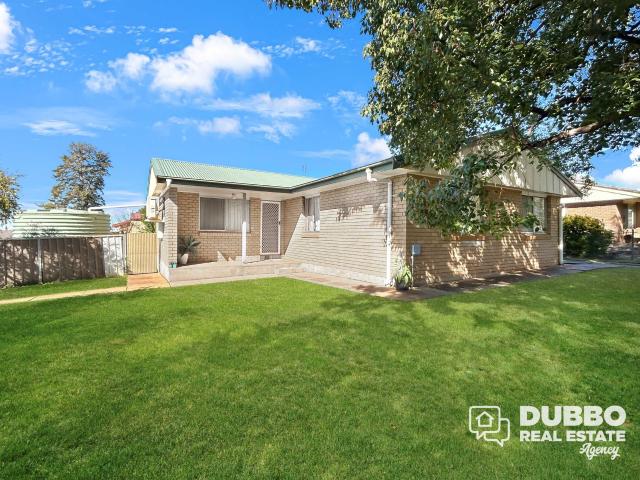 THREE BEDROOM IN WEST DUBBO