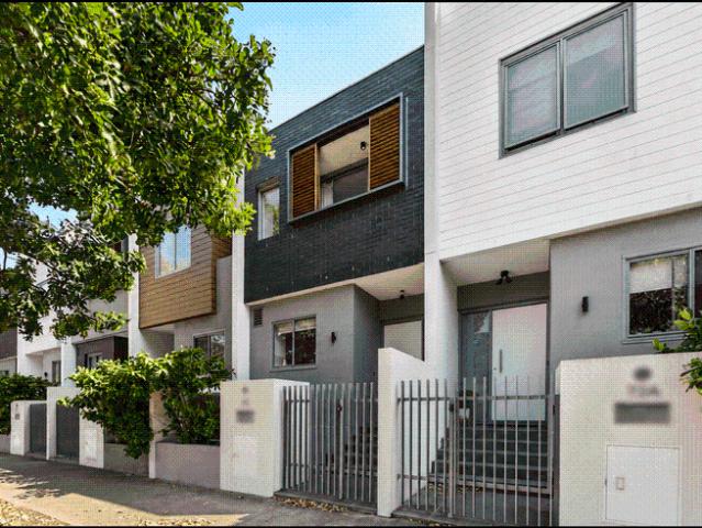Three Bedroom Plus Study Townhouse For Lease
