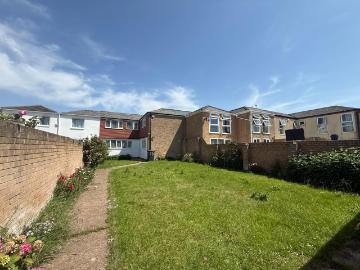 Three Bedroom Semi Detached House on Rushey Close