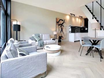 Three Bedroom Serviced Apartment — Amsterdam — Canal View
