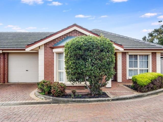Three bedroom spacious family home for rent!