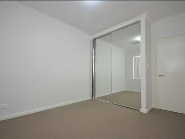 Three Bedroom, Two Bathroom House with Fully Ducted Reverse Cycle Air Conditioning System