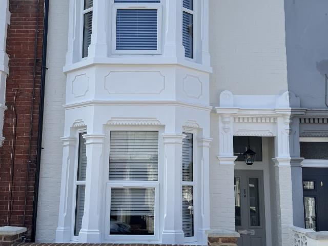 Three Bedroom Terrace House to Rent in Portsmouth