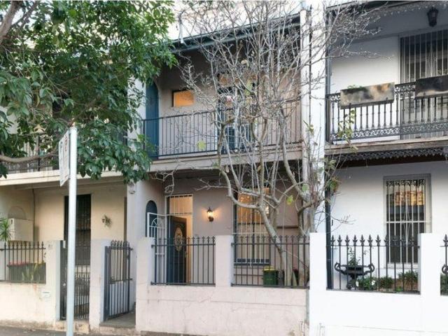 Three Bedroom Terrace in a Prime Woolloomooloo Location