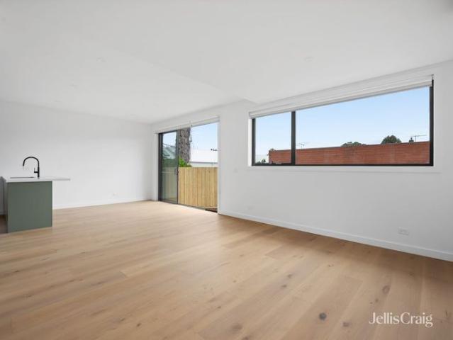 Three Bedroom, Three Bathroom, Townhouse
