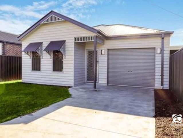 THREE BEDROOM TOWNHOUSE