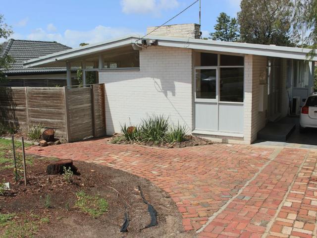 THREE BEDROOM TOWNHOUSE