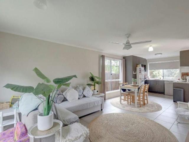 Three Bedroom Townhouse with Backyard!