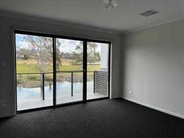 Three bedroom townhouse with beautiful views