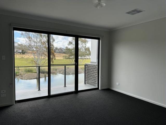 Three bedroom townhouse with beautiful views