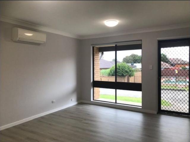 Three Bedroom Townhouse with Split System Air Conditioning