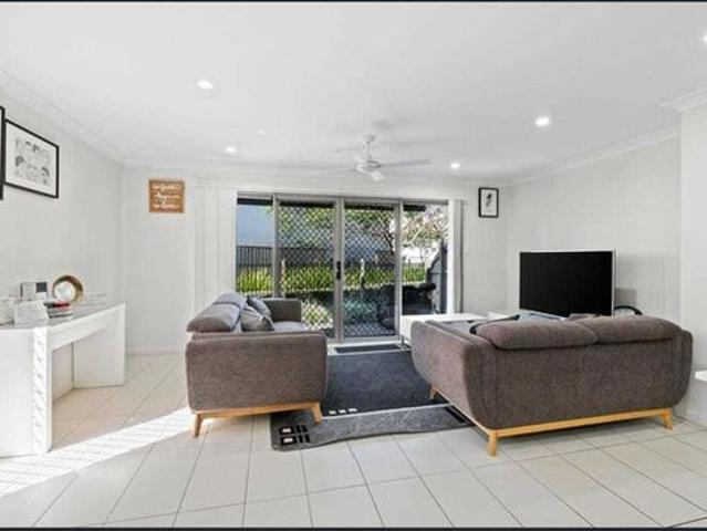 Three Bedroom Townhouse Close To All Amenities!