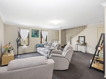 Three Bedroom Townhouse In Mardi!