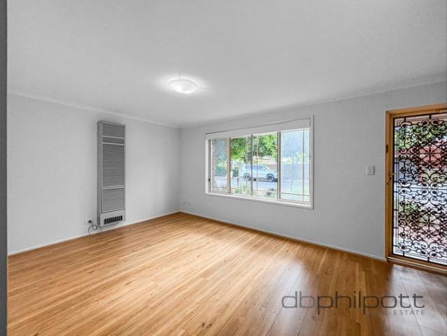 THREE BEDROOM TOWNHOUSE IN POPULAR SUBURB OF PROSPECT!