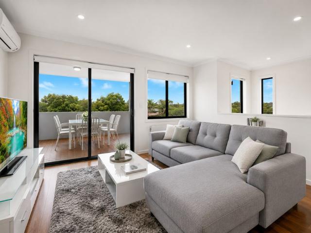 Three Bedroom Townhouse in Prime Annerley Location