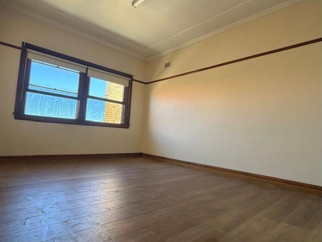 Three bedroom Unit for Rent