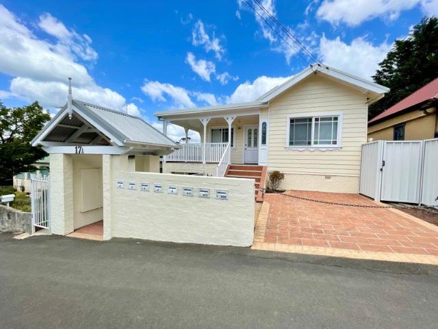 Three Bedroom Unit In Convenient Location!
