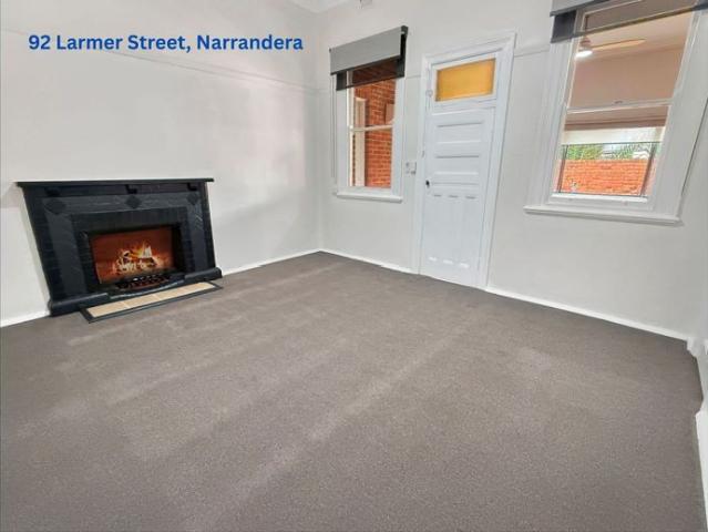Three bedroom unit on Larmer