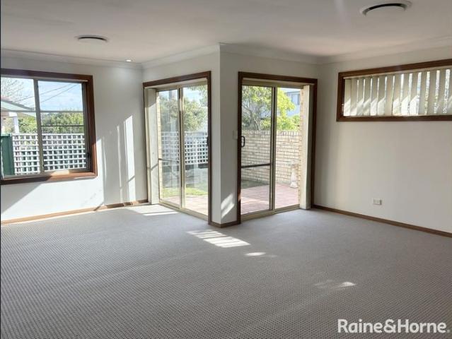 Three Bedroom Villa in Sought After Beachside Location