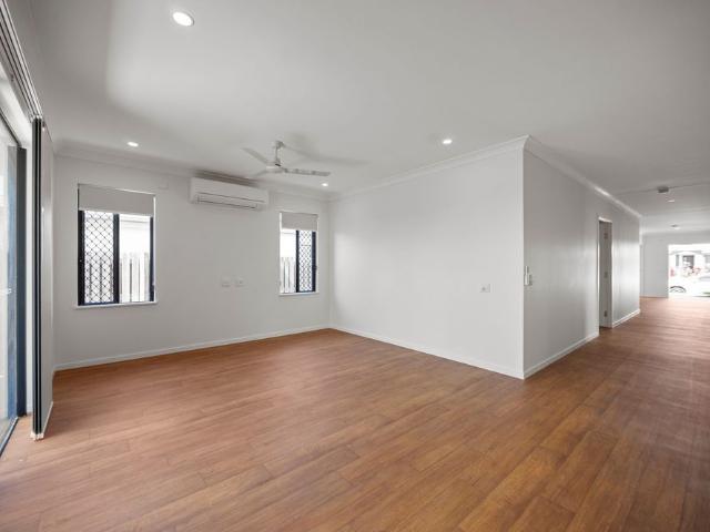 Three Bedrooms, Three Bathrooms Home in Burdell