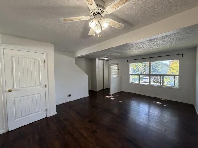 Three bedrooms townhouse