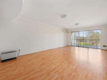 Three Bedrooms, Two Bathrooms and River Views