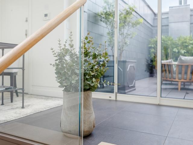 Three Bedrooms Apartment in Green Street, Mayfair W1K