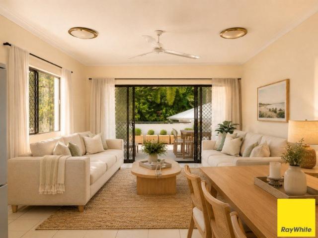 THREE BEDROOMS. BIG BALCONY. CLOSE TO THE CITY