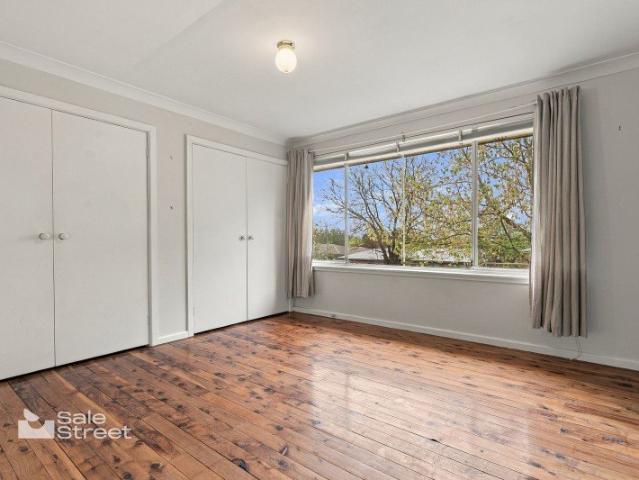 Three Bedrooms, Great Location, Easy Living