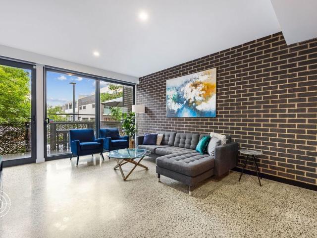 Three Beds, Three Baths: Kingsborough Luxury Living