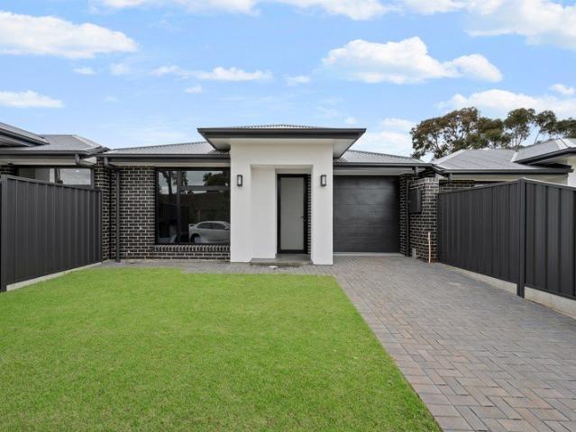 Three Brand New Courtyard Homes for Seamless & Sophisticated Single Level Family Living
