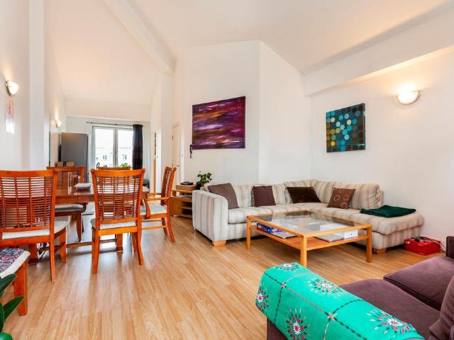 Three Colt Street, London E14 4 bed townhouse to rent £4,175 pcm £963 pw