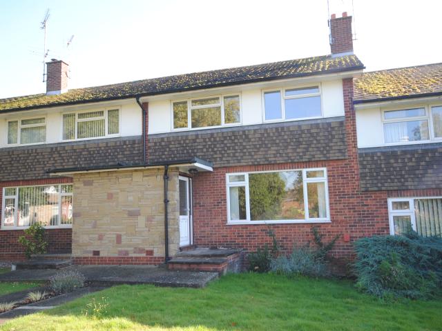 THREE DOUBLE BEDROOM FAMILY HOME