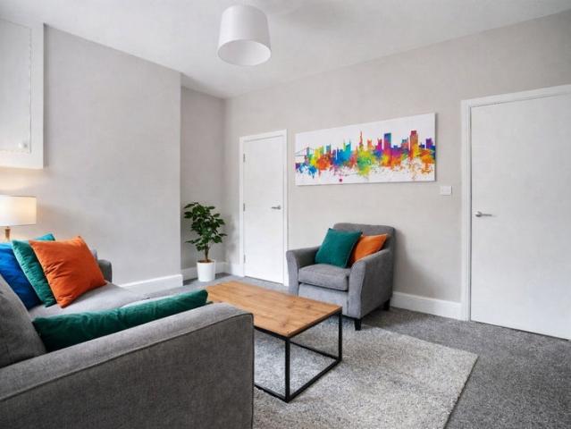 Three double bedroom house located in KIngswood
