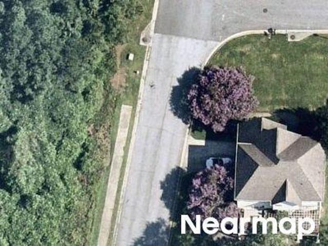 Three Lakes Dr