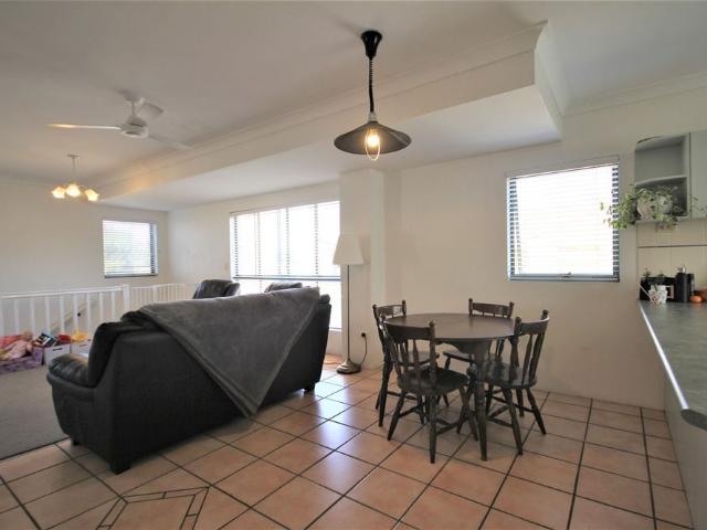 Three Level Townhouse Close to the Maroochy River