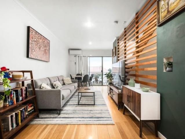 Three Level Living in a Prime Maribyrnong Location