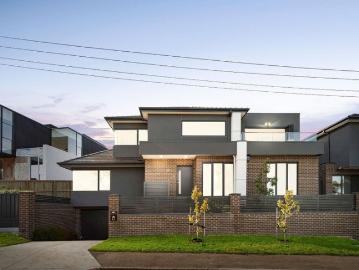 Three Levels Of Luxe Living with City Views