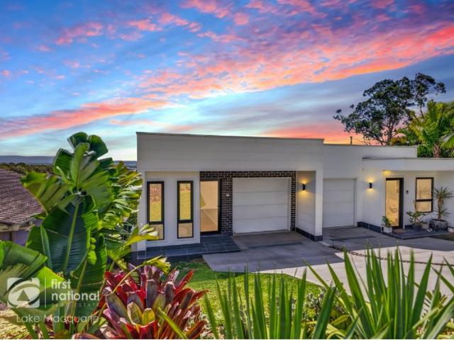 THREE LEVELS OF LUXURY, LIGHT, AND ENDLESS VIEWS