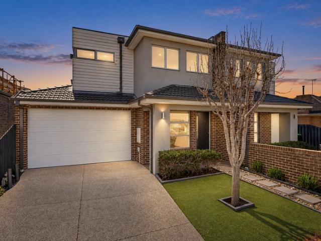 Three Living Areas, Northern Aspect & Supreme Family Placement