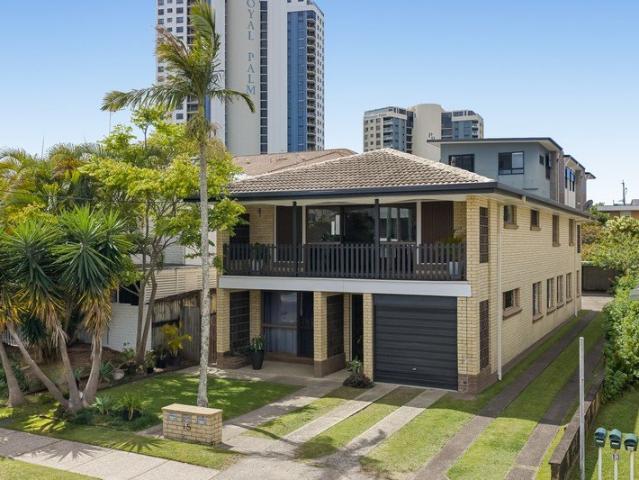 Three Residence 1 Title 250M to Beach