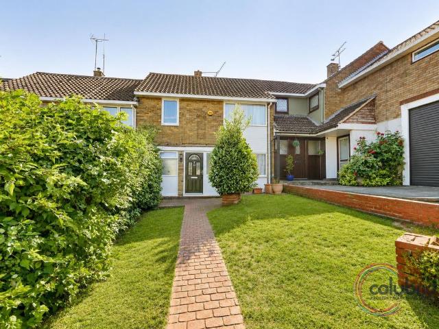 Threshelford, Basildon SS16, 3 bed terraced house to rent, £1,600 pcm | PrimeLocation