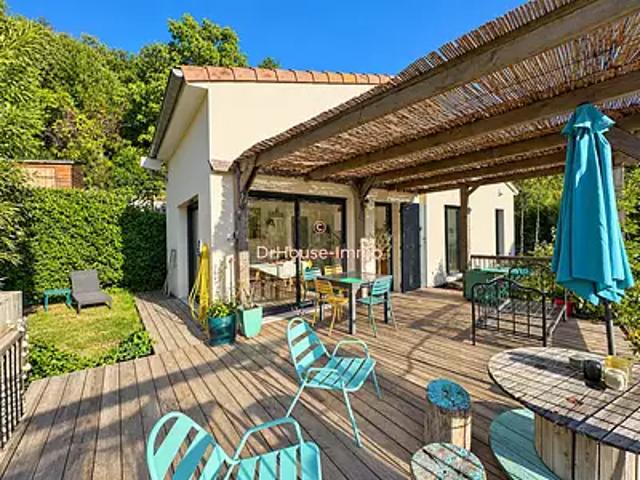 Thueyts 07330 Achat / Vente maison 3 pièces t3 terrasse parking