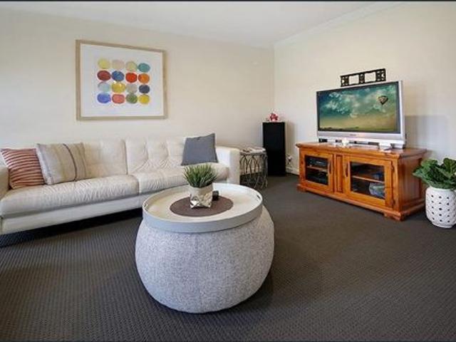 THURGOONA THAT OFFERS SHEDDING, SPACE AND MORE
