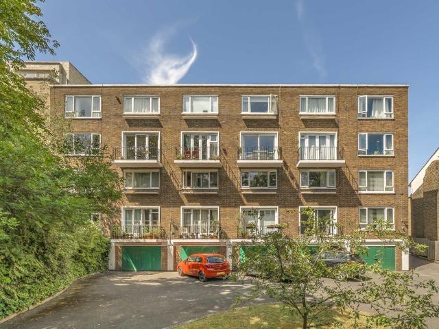 Thurlow Park Road, West Dulwich SE21, 2 bed flat to rent, £2,250 pcm | PrimeLocation